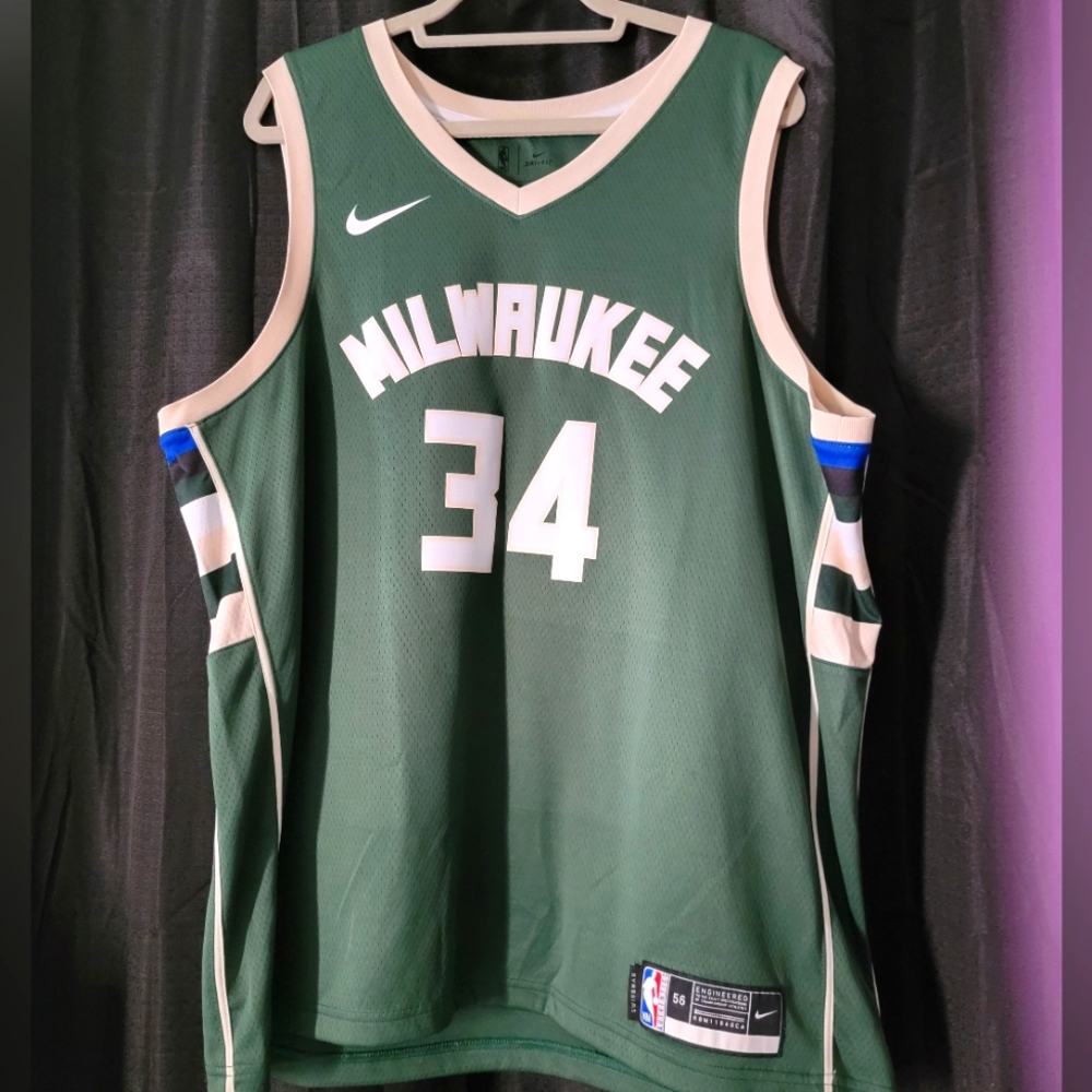 NEW XXL Nike Milwaukee Antetokounmpo Jersey